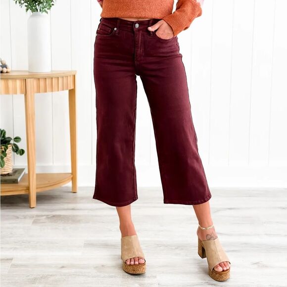 Judy Blue Jeans High Rise Cropped Wide Leg Jean in Oxblood Burgundy Size 28 | 6 - Picture 5 of 16